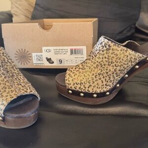 UGG calf hair leopard print heels in excellent condition size 9